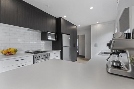 Photo of property in 14 Rosendale Avenue, Spotswood, New Plymouth, 4310