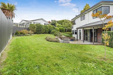 Photo of property in 5 Dallinger Street, St Andrews, Hamilton, 3200