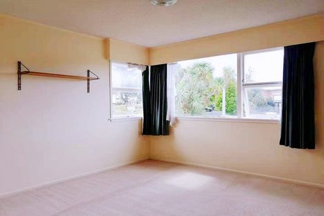 Photo of property in 90 Hillcrest Avenue, Hillcrest, Auckland, 0627