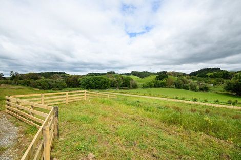 Photo of property in 38 Fry Road, Halcombe, Feilding, 4777