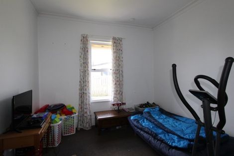 Photo of property in 20 Julia Street, Pahiatua, 4910