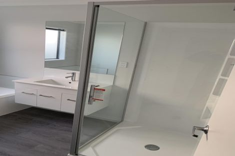 Photo of property in 225 Te Okuroa Drive, Papamoa, 3118