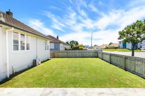 Photo of property in 18b Thames Street, Roslyn, Palmerston North, 4414