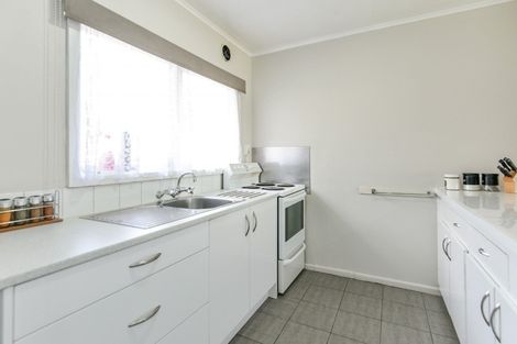 Photo of property in 3/1205 Karamu Road North, Mayfair, Hastings, 4122