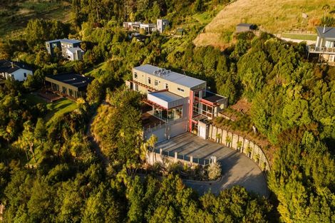 Photo of property in 56 Governors Bay Road, Cass Bay, Lyttelton, 8971