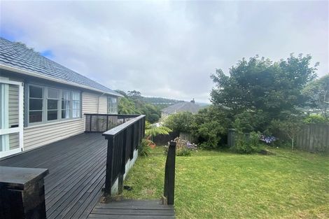 Photo of property in 3 Montgomery Avenue, Karori, Wellington, 6012