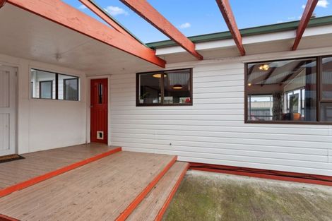 Photo of property in 15 Kauri Street, Edgecumbe, 3120
