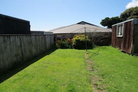 Photo of property in 59 Morley Street, New Plymouth, 4310