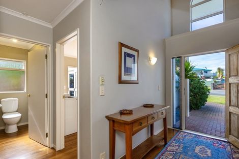 Photo of property in 27 Logan Avenue, Wharewaka, Taupo, 3330