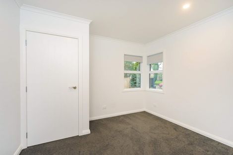 Photo of property in 2b Alton Place, Hokowhitu, Palmerston North, 4410
