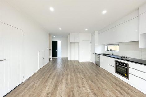 Photo of property in 15f Parkinson Avenue, Wesley, Auckland, 1041