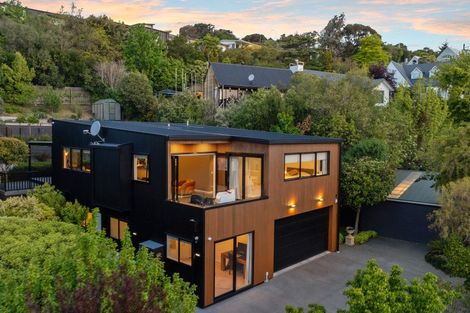 Photo of property in 11 Janice Place, Mount Pleasant, Christchurch, 8081