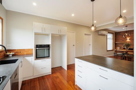 Photo of property in 49 Meeanee Road, Taradale, Napier, 4112