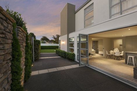 Photo of property in 72 Wai-iti Terrace, Bryndwr, Christchurch, 8052