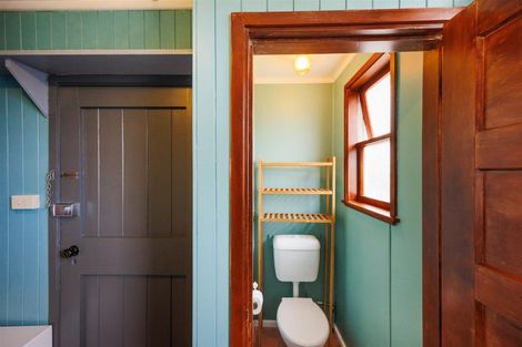 Photo of property in 6 Johnson Street, Bulls, 4818