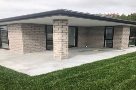 Photo of property in 4 Richardson Road, Omokoroa, 3114