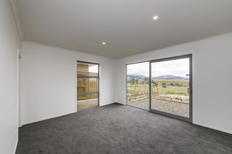 Photo of property in 34 Varsity Heights, Fitzherbert, Palmerston North, 4410