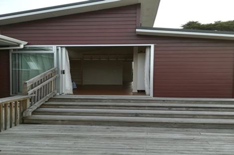 Photo of property in 70 Millbrook Road, Henderson, Auckland, 0612