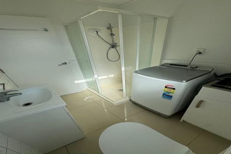 Photo of property in 109 Seymour Road, Sunnyvale, Auckland, 0612