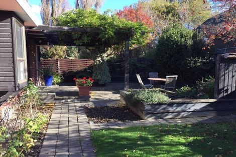 Photo of property in 2/137 Grahams Road, Burnside, Christchurch, 8053