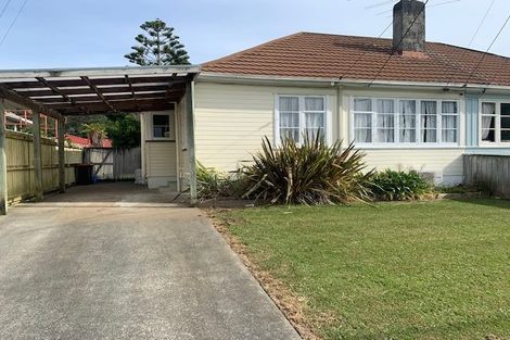Photo of property in 18 Pilcher Crescent, Naenae, Lower Hutt, 5011