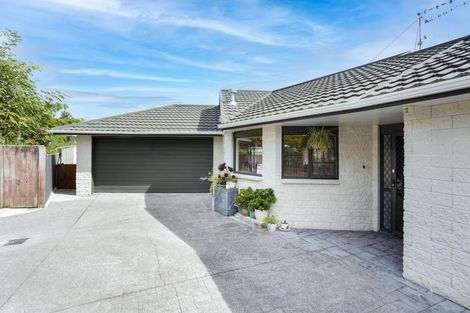 Photo of property in 4a Brett Place, Takaro, Palmerston North, 4412
