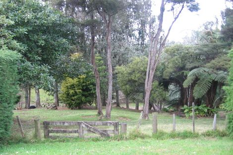 Photo of property in 22 Brenton Place, Whangamata, 3691