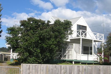 Photo of property in 116 Weka Street, Whangamata, 3620