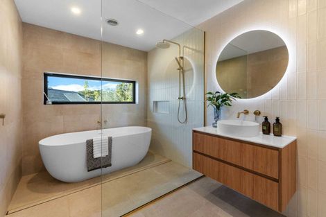 Photo of property in 6 Daring Lane, Redcliffs, Christchurch, 8081