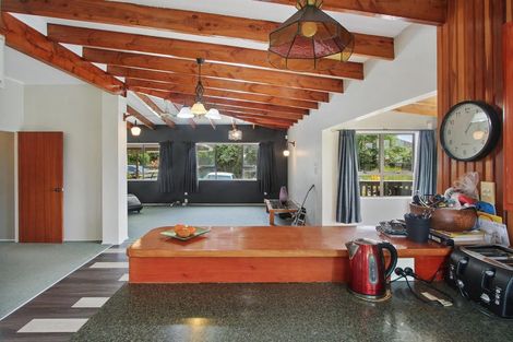 Photo of property in 9 Constable Road, Waiuku, 2123