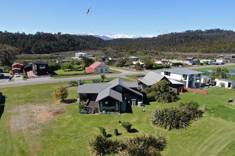 Photo of property in 12 The Strand, Okarito, Whataroa, 7886