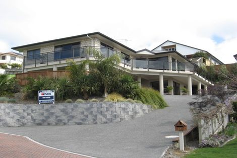 Photo of property in 15 Portchester Close, Bethlehem, Tauranga, 3110