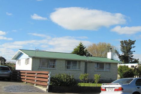 Photo of property in 6 Sicely Street, Marton, 4710