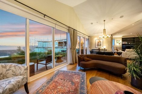 Photo of property in 20 Kitchener Road, Takapuna, Auckland, 0620