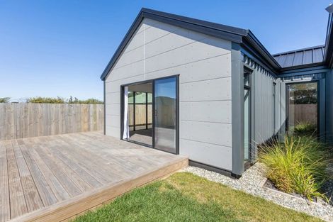 Photo of property in 5b Murray Street, Bell Block, New Plymouth, 4312