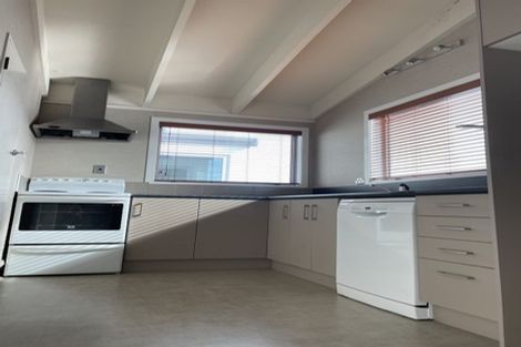 Photo of property in 74 The Esplanade, Westshore, Napier, 4110