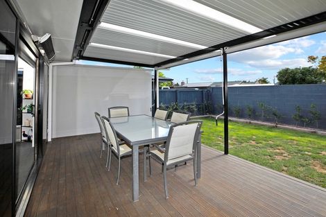 Photo of property in 8a Portal Crescent, Beerescourt, Hamilton, 3200