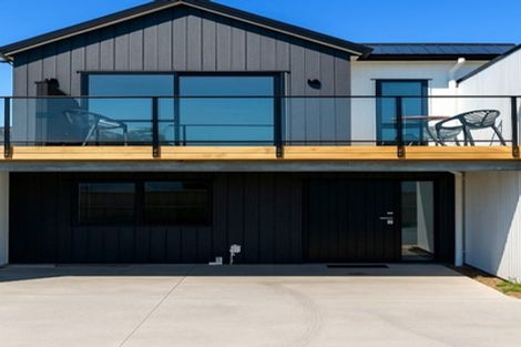 Photo of property in 80 Carrington Avenue, Silverdale, Hamilton, 3216