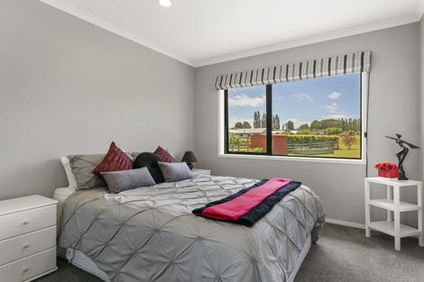 Photo of property in 500 Kinloch Road, Kinloch, Taupo, 3377