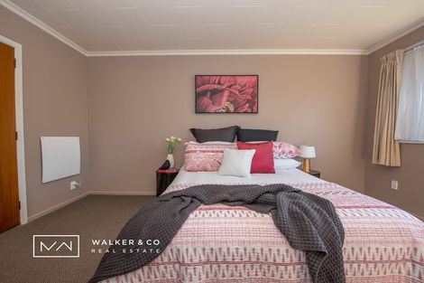 Photo of property in 5 Flavia Grove, Clouston Park, Upper Hutt, 5018