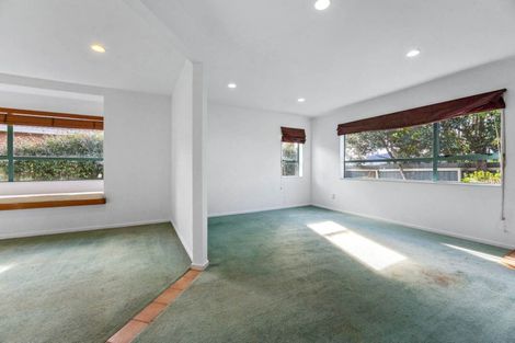 Photo of property in 540 Don Buck Road, Westgate, Auckland, 0614