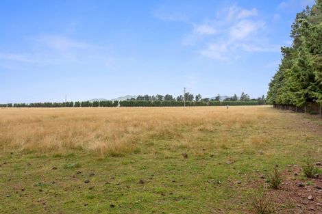 Photo of property in 317 Innes Road, Glasnevin, Amberley, 7482