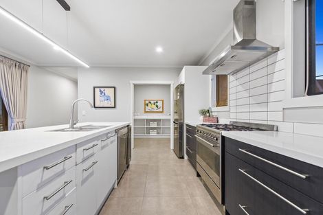 Photo of property in 77 Roy Hilton Drive, Flagstaff, Hamilton, 3210