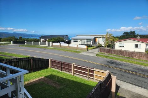 Photo of property in 25 Mulberry Street, Maungaraki, Lower Hutt, 5010