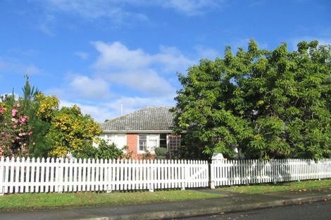 Photo of property in 1001 Sussex Street, Mayfair, Hastings, 4122