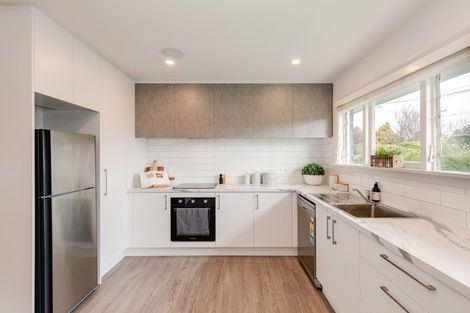 Photo of property in 10 Torquay Place, Bryndwr, Christchurch, 8053