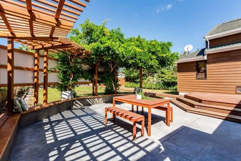 Photo of property in 4 Oxford Crescent, Ebdentown, Upper Hutt, 5018