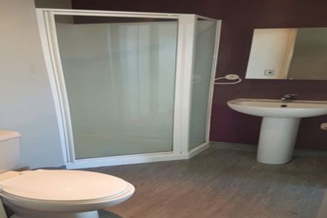 Photo of property in Scotia Tower Apartments, 9f/8 Scotia Place, Auckland Central, Auckland, 1010