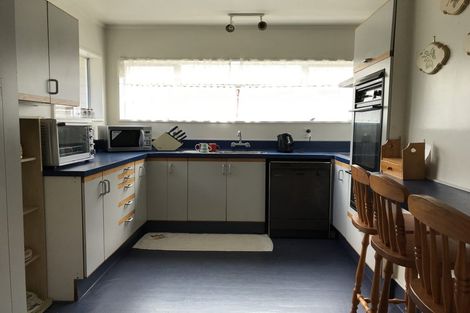 Photo of property in 1/271 Memorial Avenue, Burnside, Christchurch, 8053