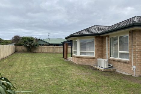 Photo of property in 39 Spackman Crescent, Paraparaumu, 5032